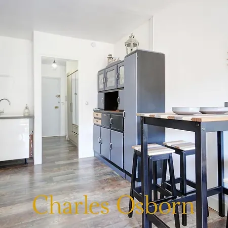 Poupou's A Few Steps From The Beach Sete